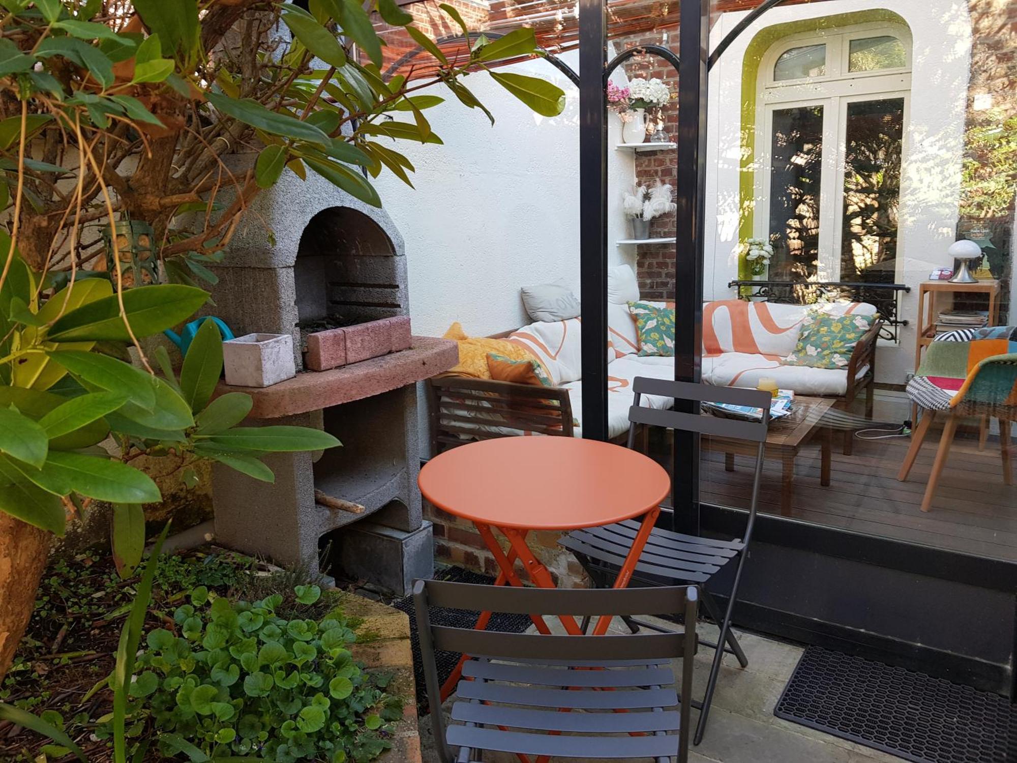 L'estivale Maison Cosy Avec Veranda Et Climatisation Сasa de vacaciones *